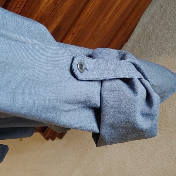 St. John's Bay Woman Button Down Ling Sleeve Denim Top Size 2X - Picture 7 of 12